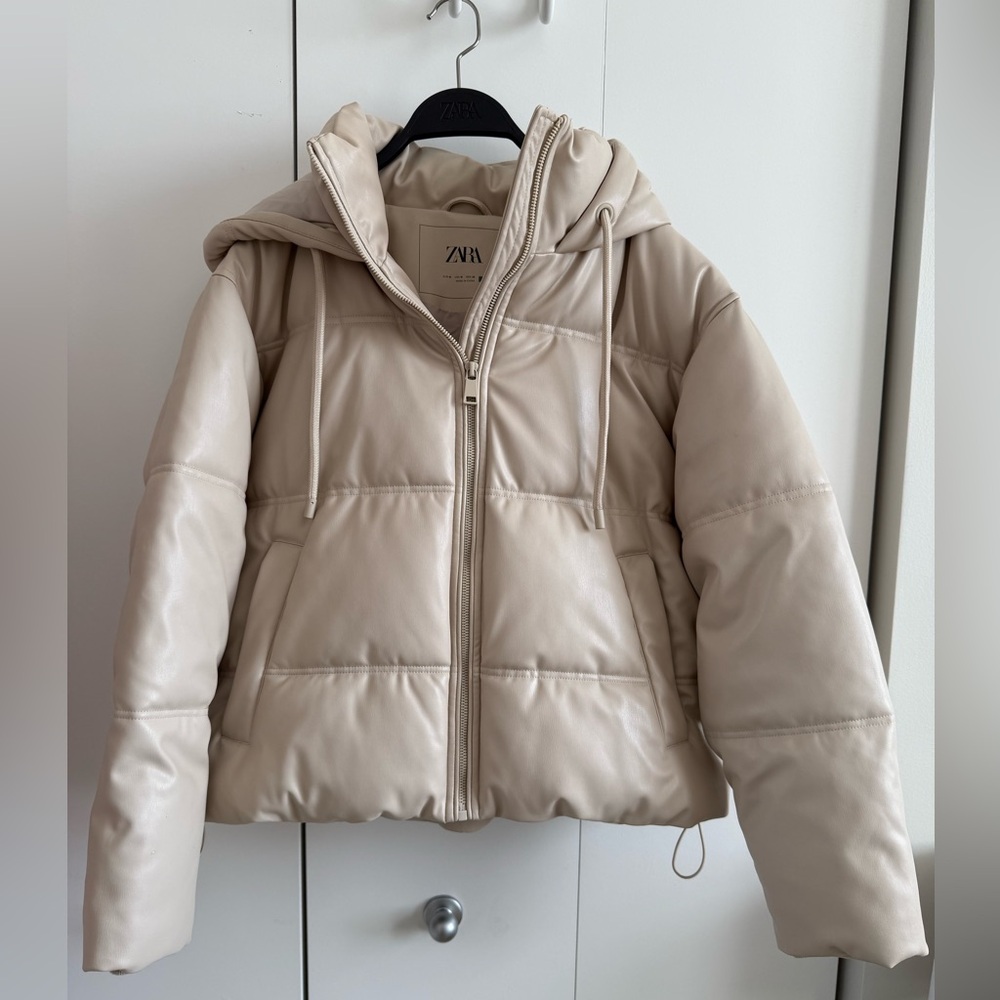 Zara Puffer Jacket, Women’s Medium
